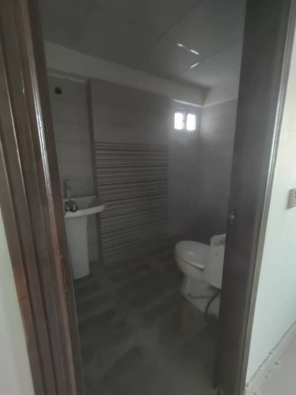 2 BED DD FLAT (ROYAL 8 ICON) FOR RENT IN GULSHAN E IQBAL 13 D 2 4