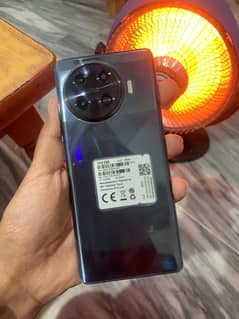 Tecno spark 20 pro plus with box