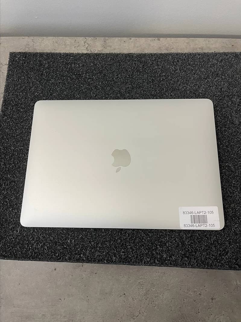 MacBook Pro 2017, 256, Non Touch, 2 piece Read ad 0