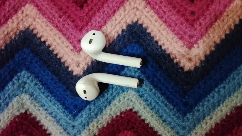 Apple Air Pods 2nd Generation Apple 2