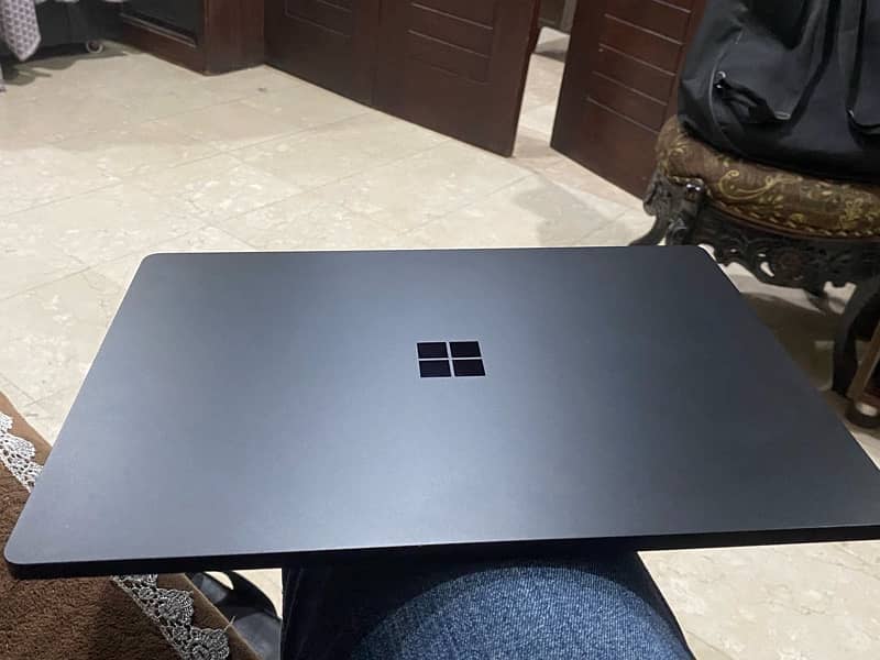 Microsoft Surface Laptop 3 – i7 | 16GB RAM | 256GB SSD 0