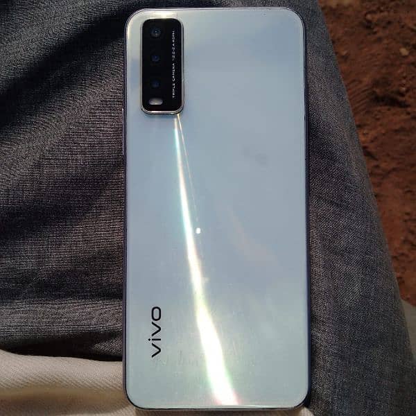 vivo y20 4 64 g b lush condition 03476468532 watsap 1