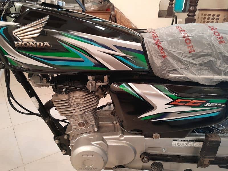 HONDA 125 3009468591 LIKE NEW BIKE 2023/22 1