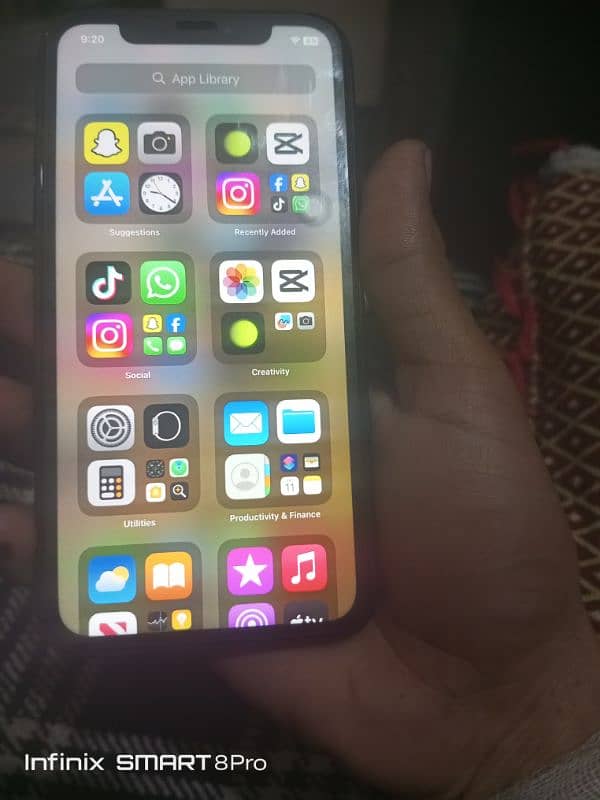 iphone XR 10/10condition 3