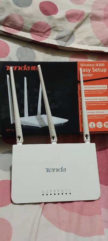 Tenda Triple Antenna Wireless Router with Box 1