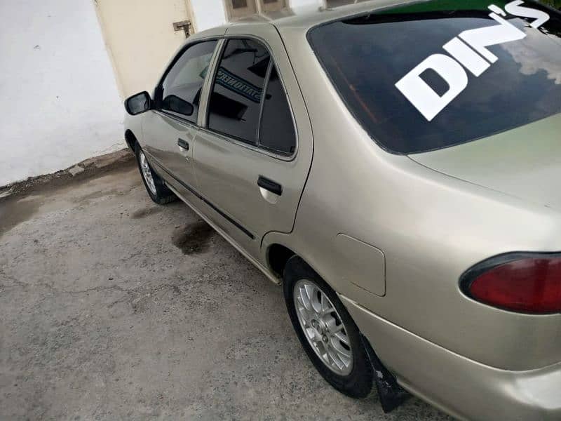 Nissan Sunny 1999 3