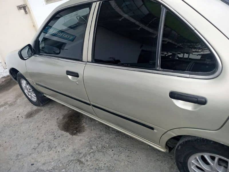 Nissan Sunny 1999 4