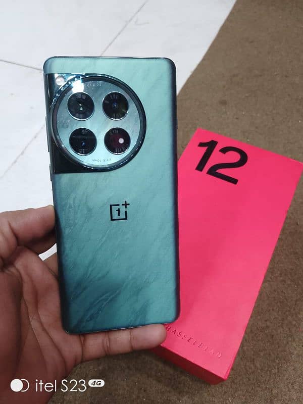 oneplus 12 11