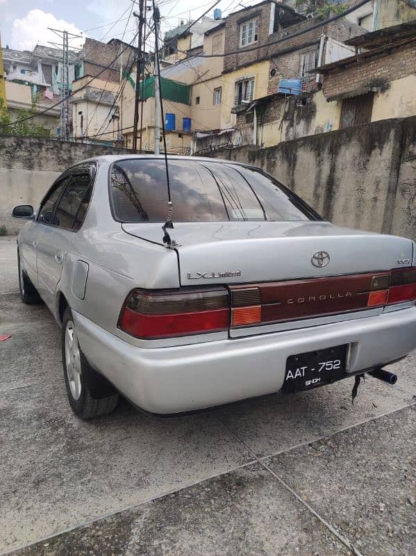 Toyota Corolla 1997 3