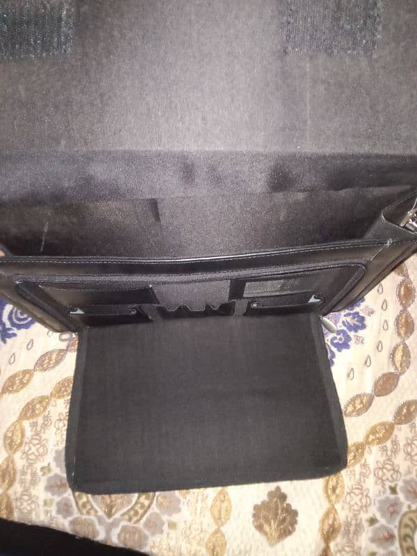 original leather black laptop bag 10 by 10 condition 6