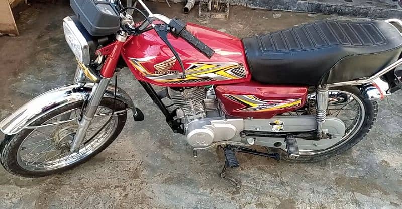 Honda 125 2007 model gujrawala num total modified into 25 model 2