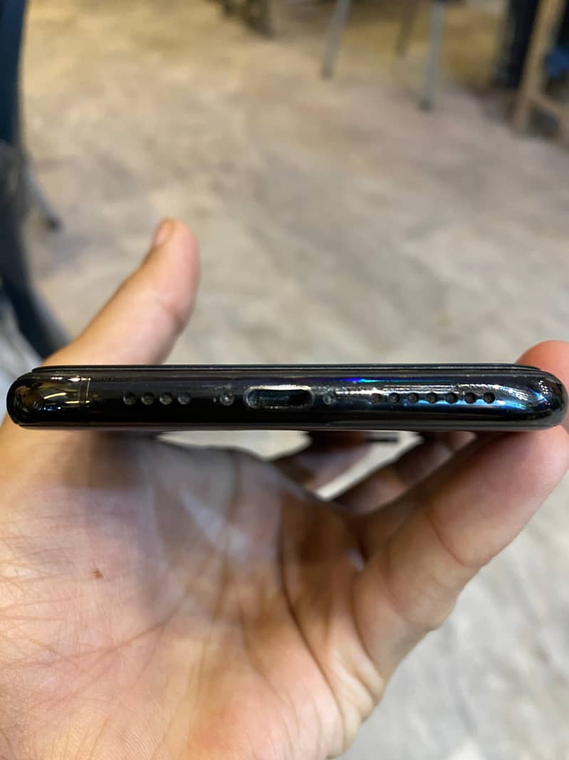 IPhone XS Max JV 5