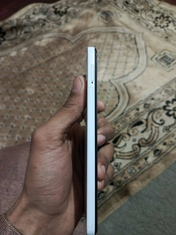 Tecno Camon 19 Neo with box 8