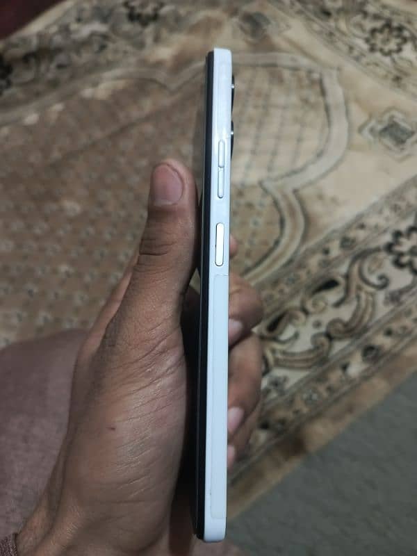 Tecno Camon 19 Neo with box 10