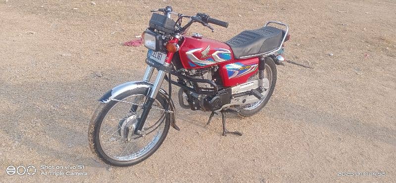 Honda 125 urgent sale modol 2021/2023 9