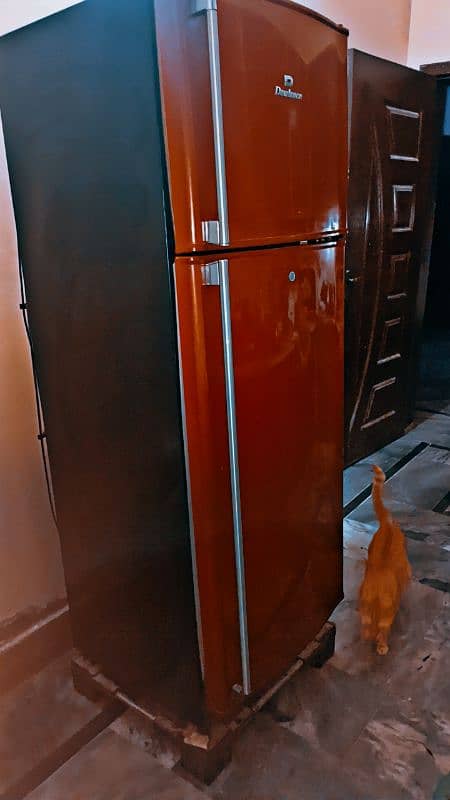 Dawlace Fridge in Good Condition 3