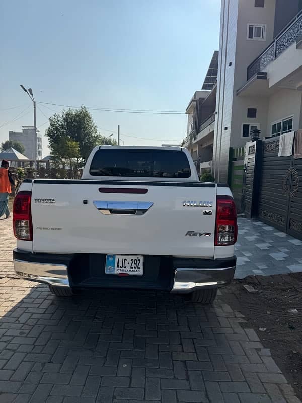 Toyota Hilux 2018 v 3