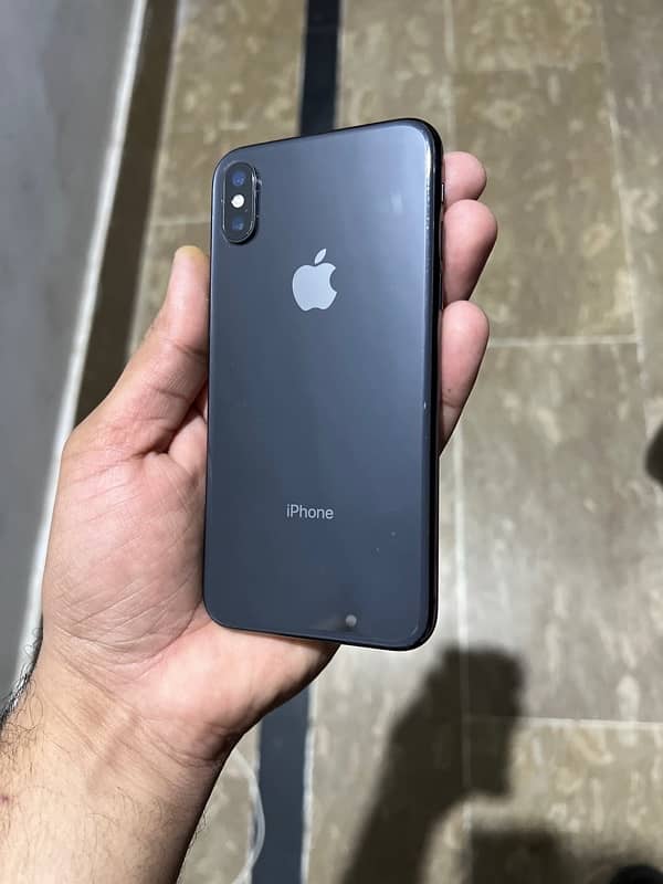 IPhone X 64gb PTA Approved ( Read Add ) 0