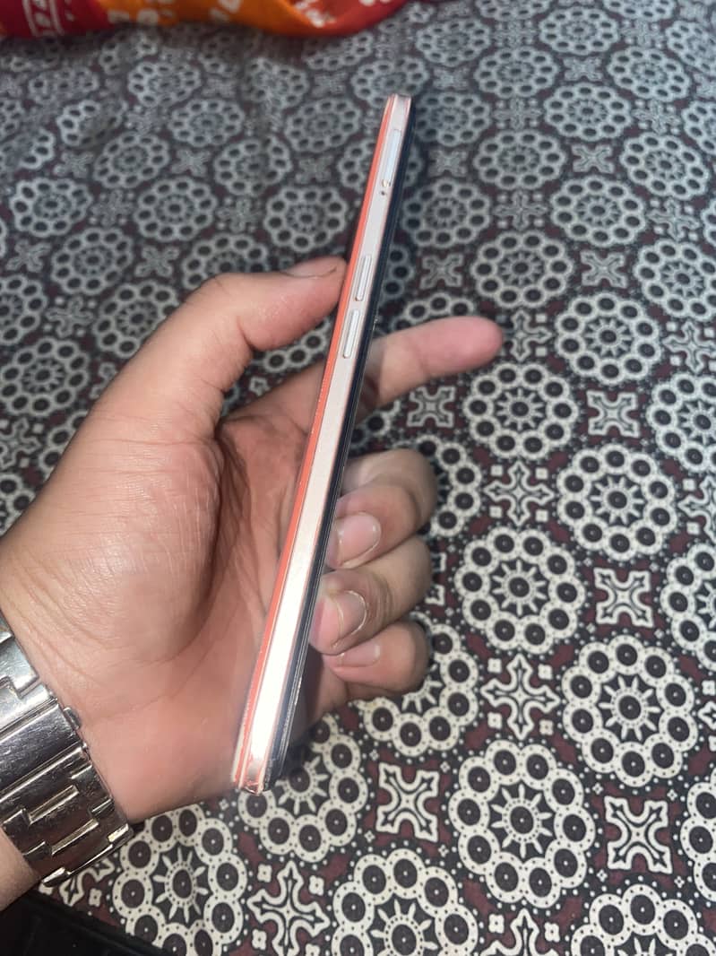 OPPO F7 3