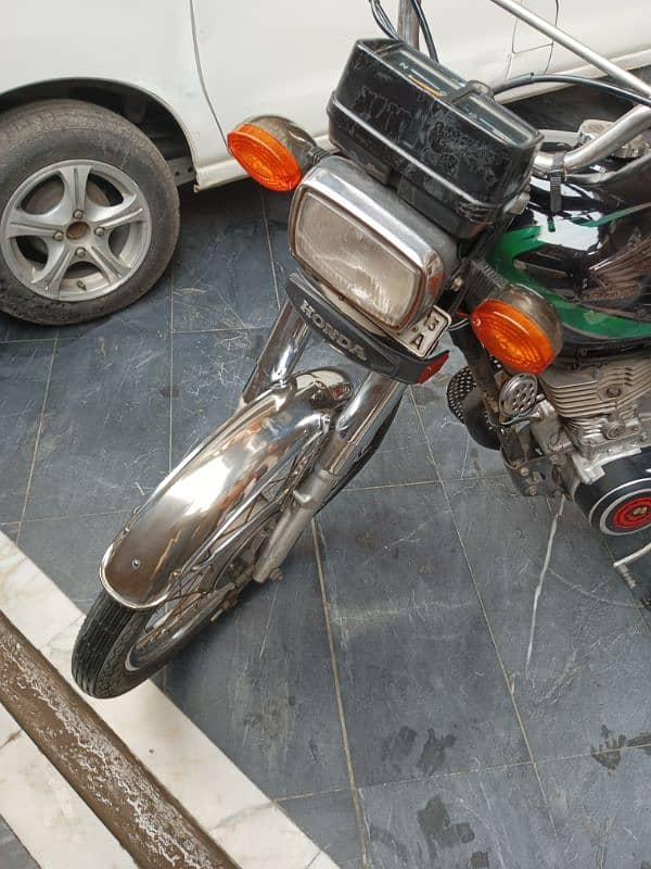 Honda 125 with no work 5