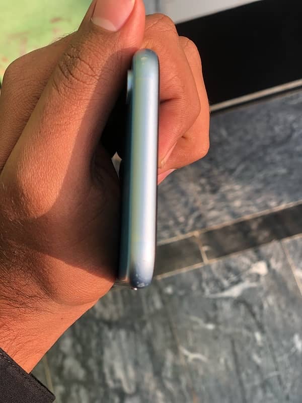 iphone xr 128gb fu waterpack 6