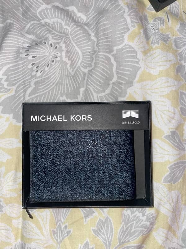 Micheal Kors Slim Billfold Wallet (imported and cheap) 1