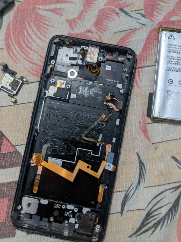 Pixel 3 for parts 0