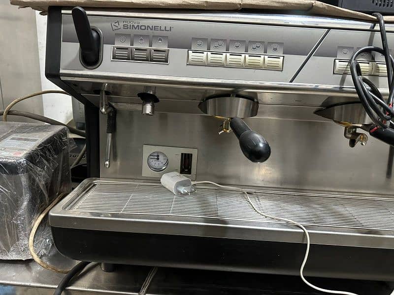 nuova simonelli Imported coffee machine Italy made comments pizza oven 3