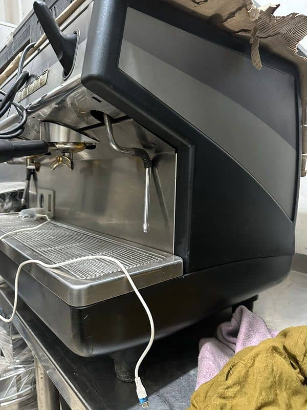 nuova simonelli Imported coffee machine Italy made comments pizza oven 5