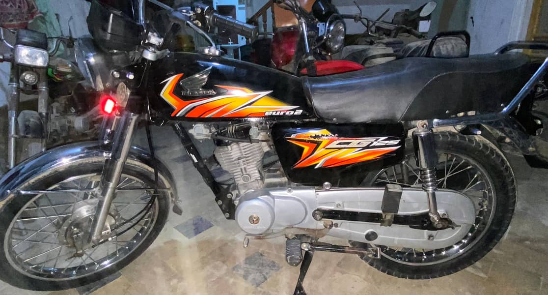 Honda CG 125 2021 3