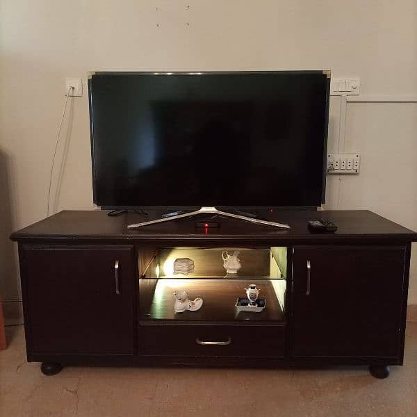 TV Console 2