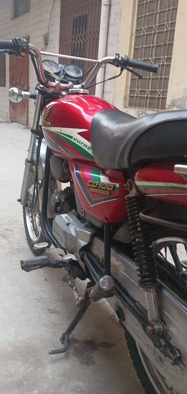 HONDA CD 100, Good Condition 3