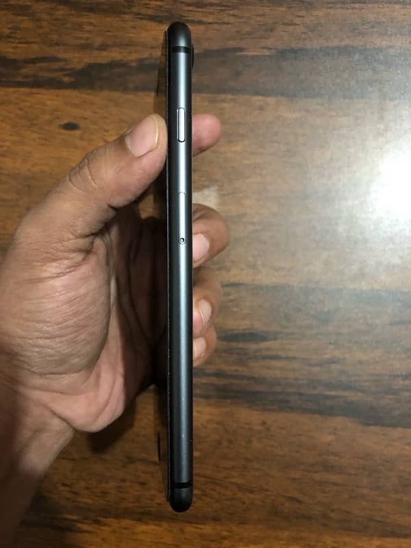 IPhone 8 plus 64gb pta approved 1