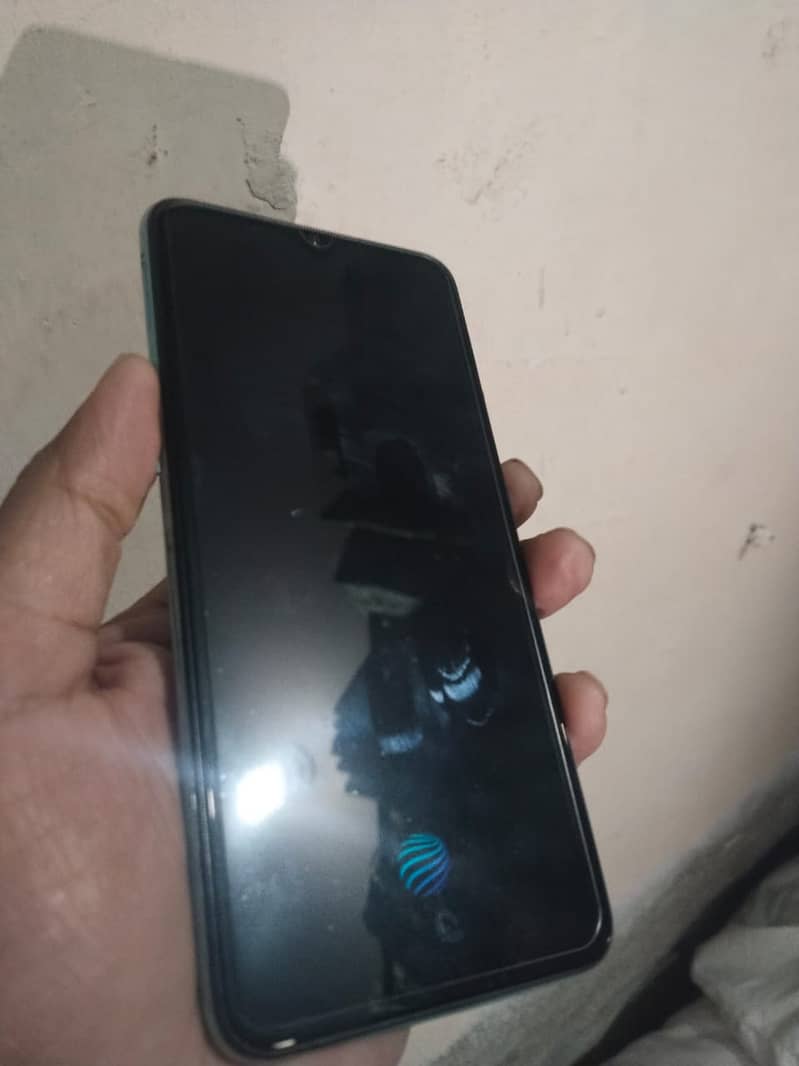 Vivo S1 8/256 with charger 10/10 condition for urgent sale 9