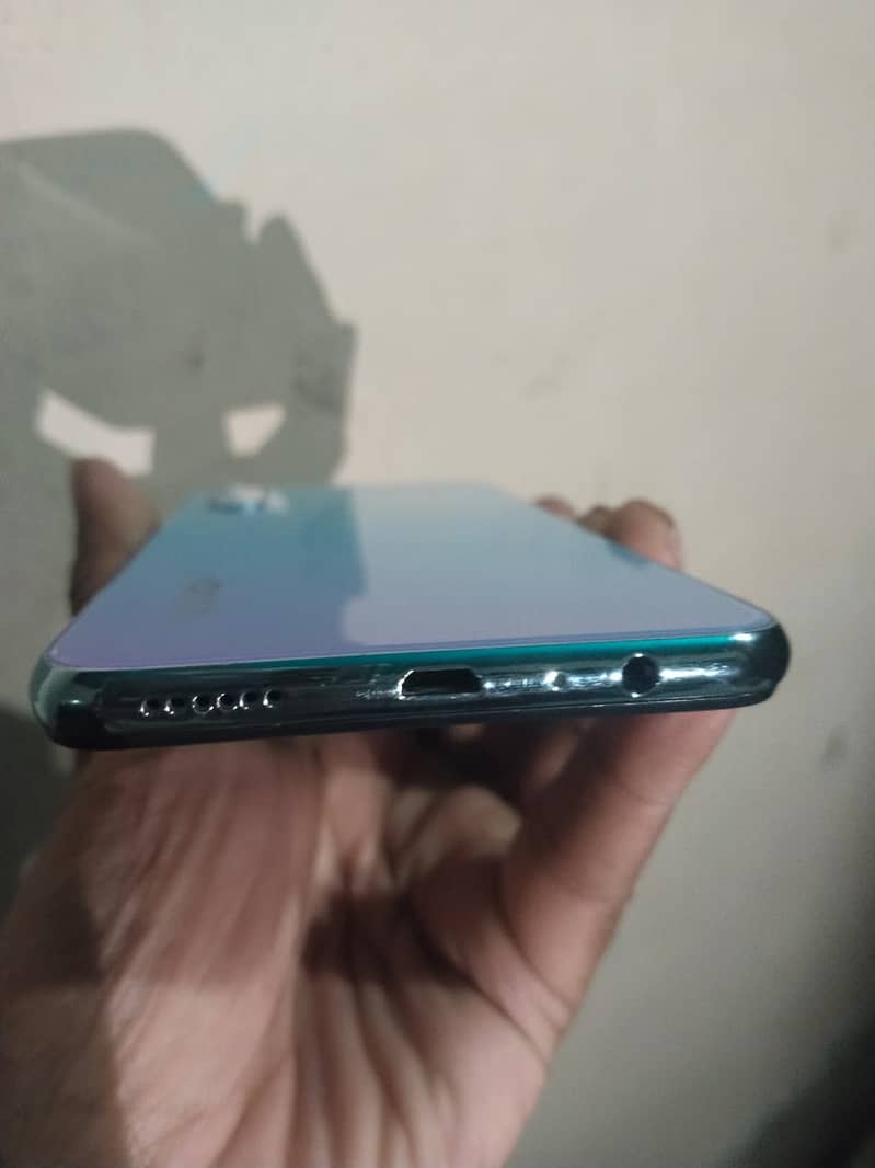 Vivo S1 8/256 with charger 10/10 condition for urgent sale 10