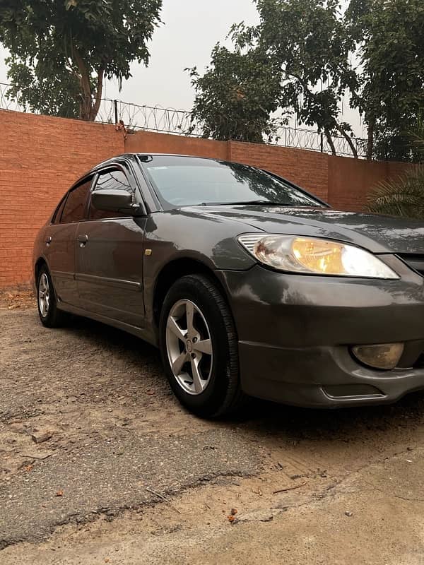 Honda Civic EXi 2004 5