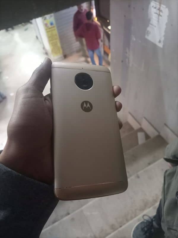 Moto e4 urgent sale 0