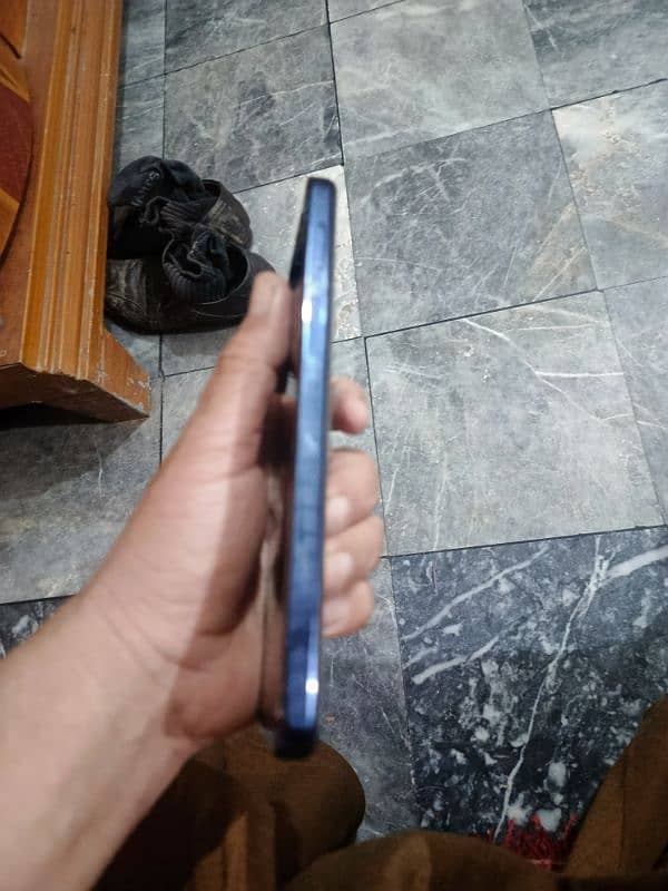 techno camon 19pro 8+4-128 3