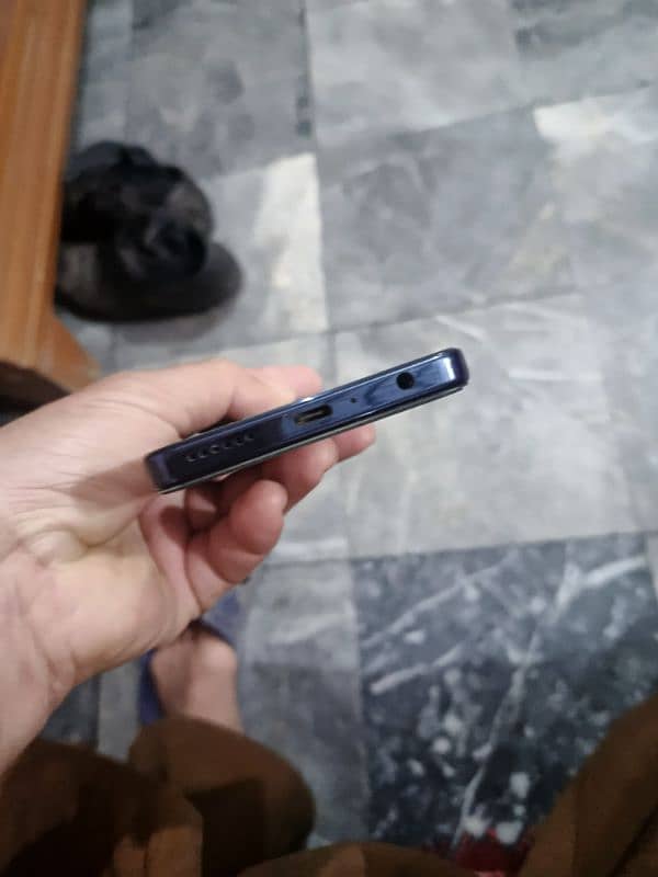 techno camon 19pro 8+4-128 5