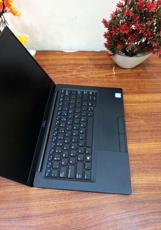 Dell E7390 | i5 8th Gen | 8GB / 256GB SSD 2