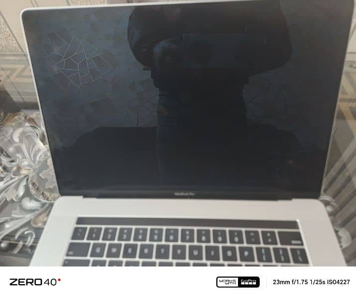 Mac book pro i7 16" parts 1