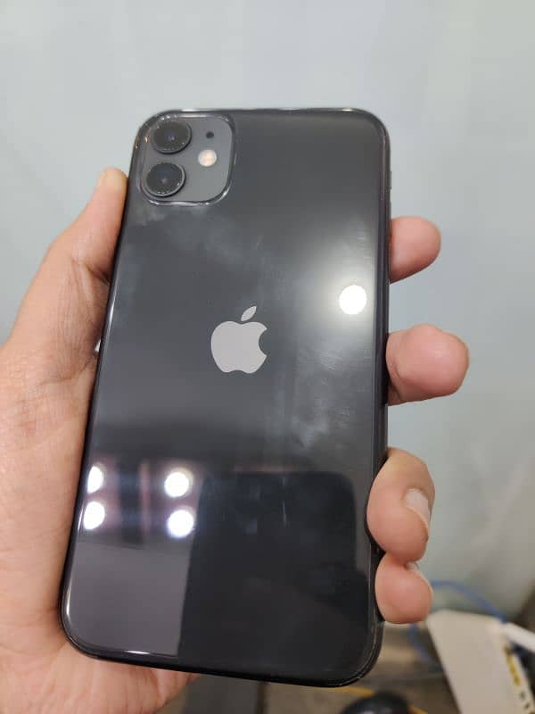 iPhone 11 brand New 0