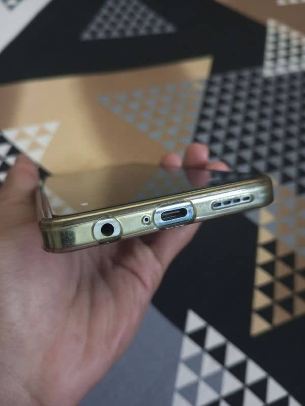 infinix hot 40 pro one month used 1