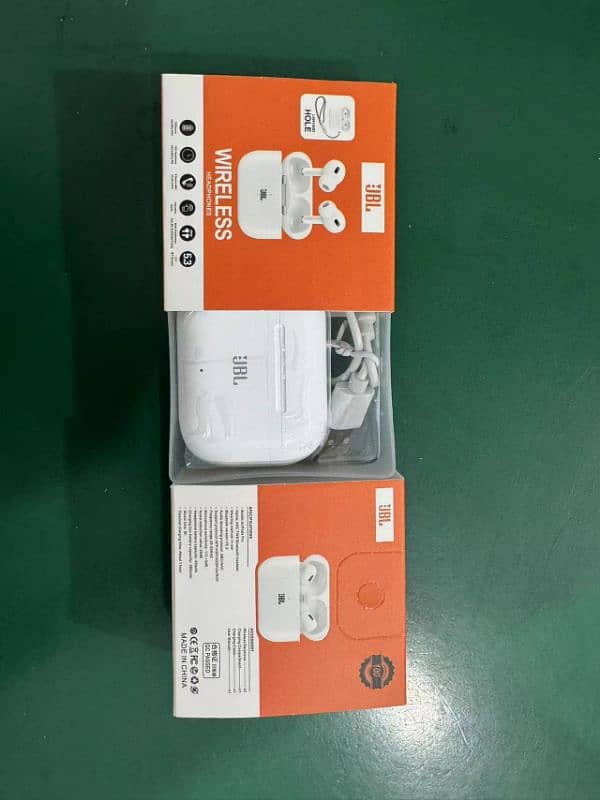 JBL Earpods 1