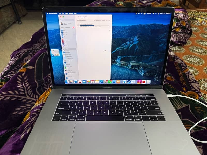 Macbook pro 2017 15” 2