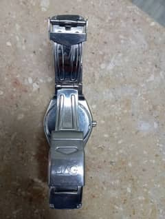 Wrist chain watch for sale urgently