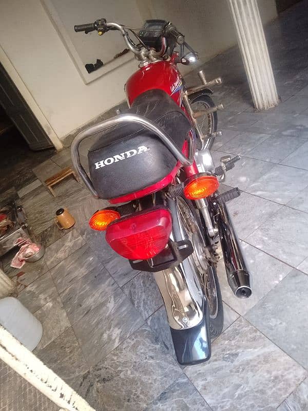 Honda CD 70 bike for sale bilkul new condition like zero 1