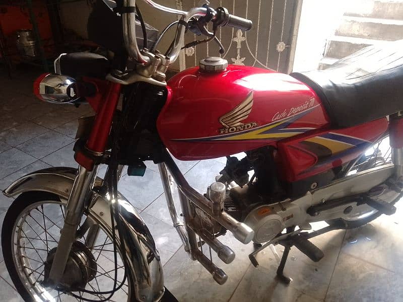 Honda CD 70 bike for sale bilkul new condition like zero 5