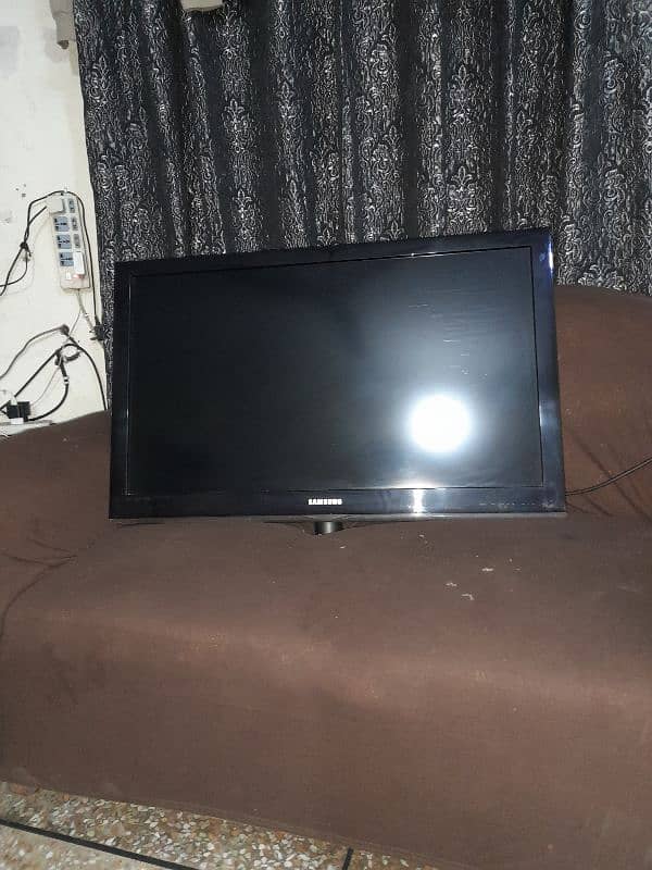 LCD samsuny 40 inch 0