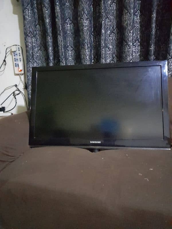 LCD samsuny 40 inch 1